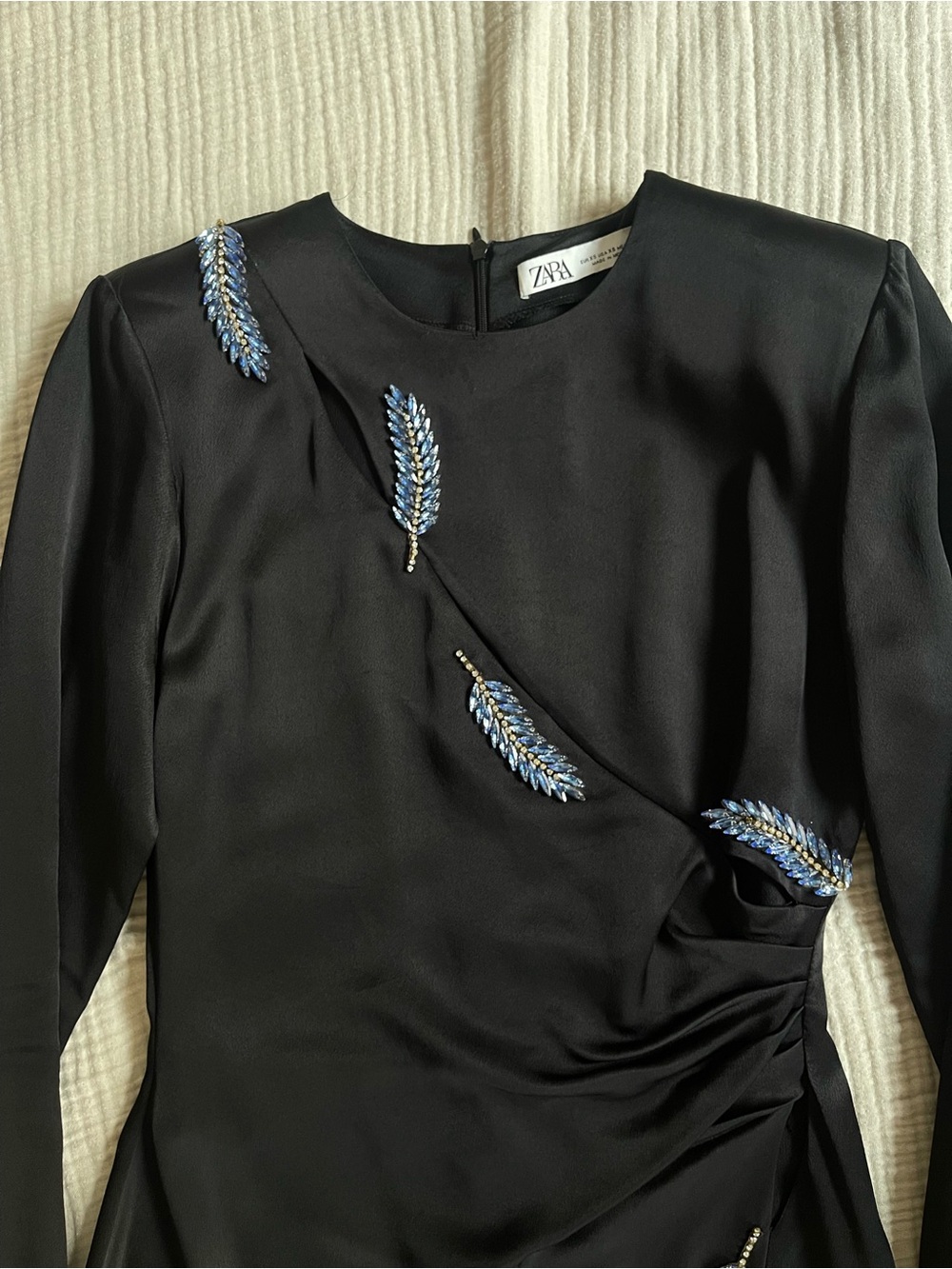 Black Long-Sleeve Midi Evening Dress